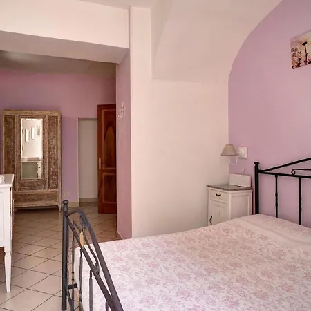Appartement Charmantes In Diano San Pietro